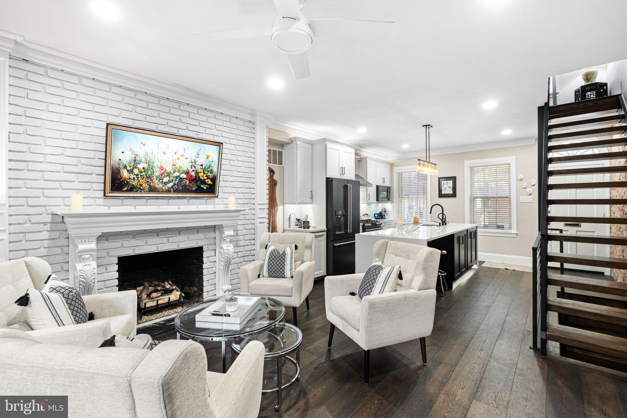 WASHINGTON SQ WEST - Residential