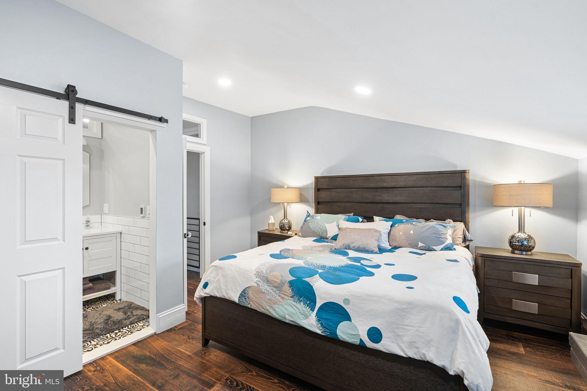 WASHINGTON SQ WEST - Residential