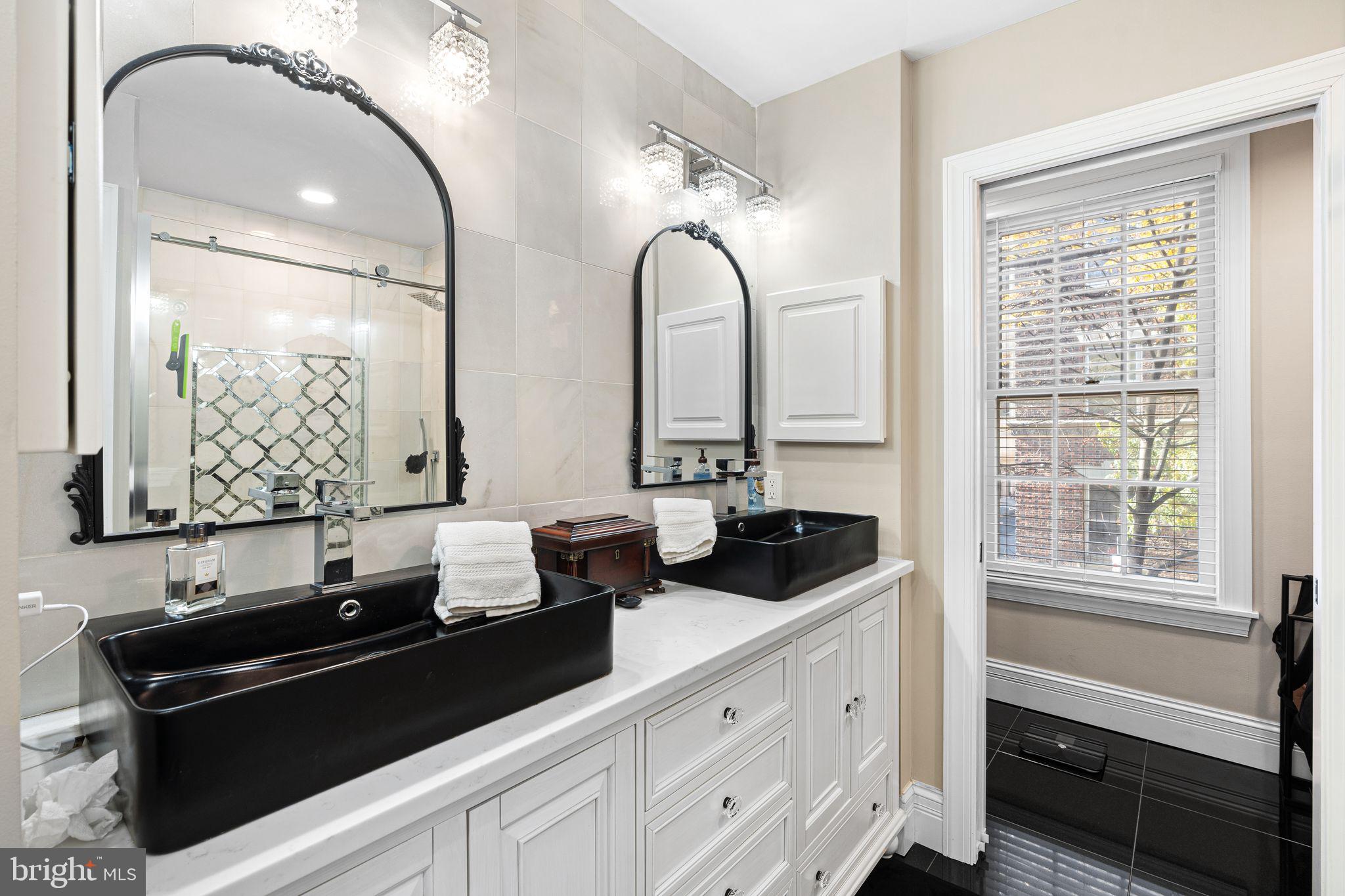 WASHINGTON SQ WEST - Residential