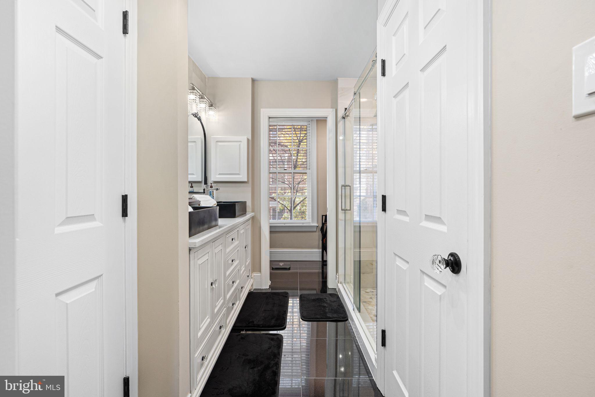 WASHINGTON SQ WEST - Residential