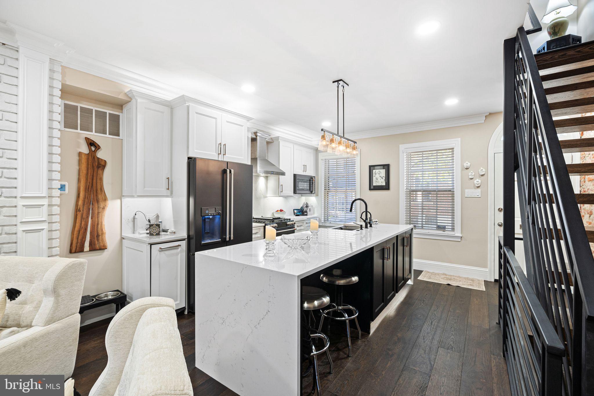 WASHINGTON SQ WEST - Residential