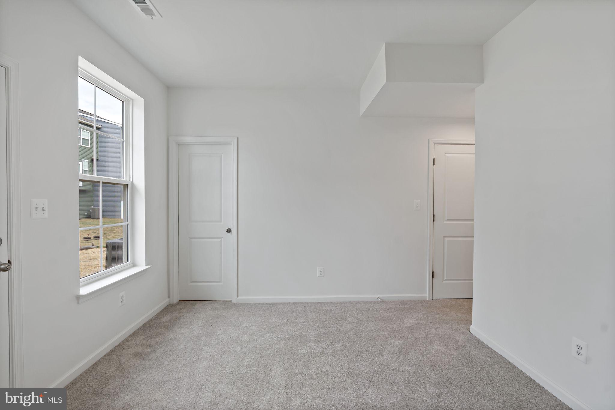 MARTINSBURG STATION - Residential