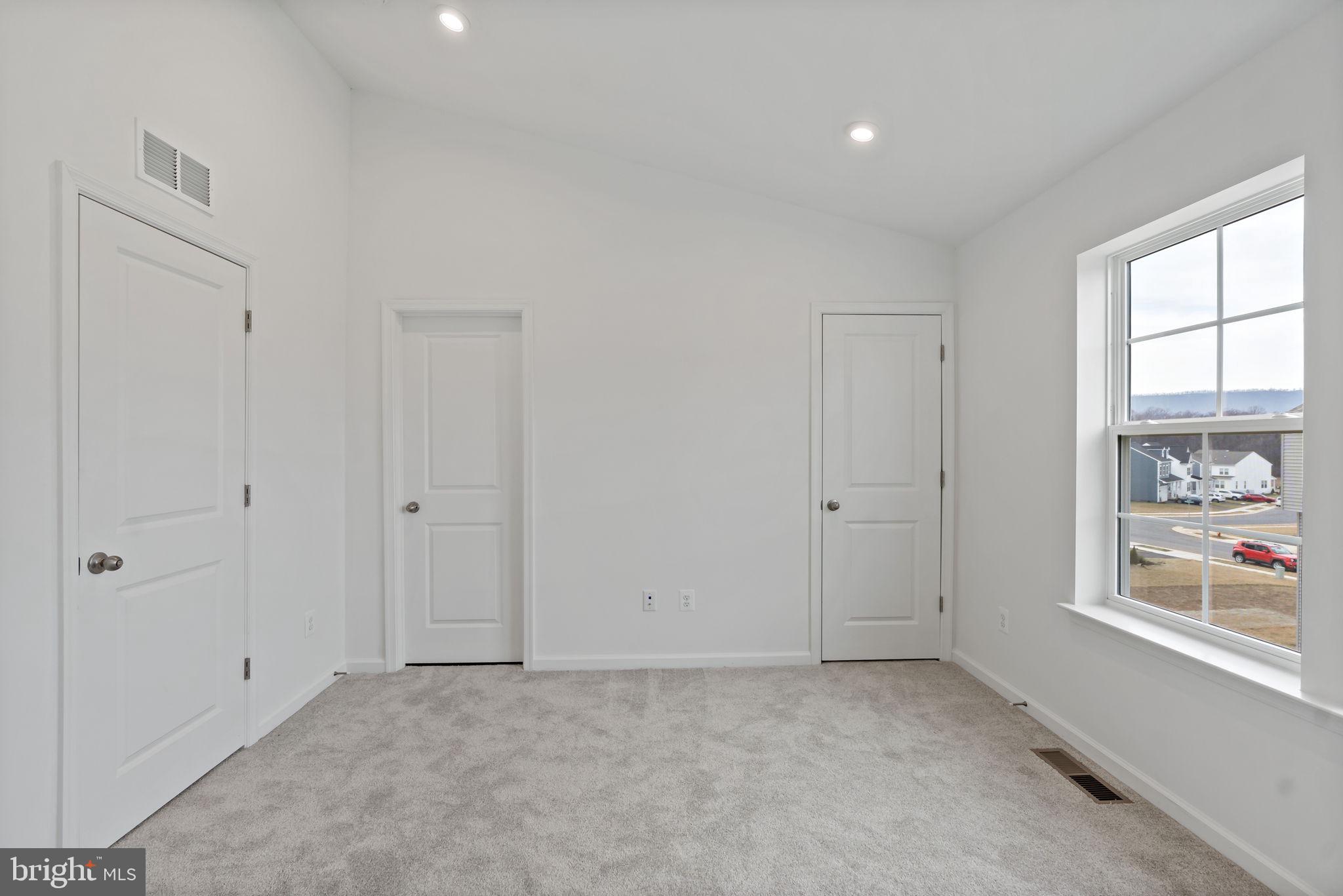 MARTINSBURG STATION - Residential