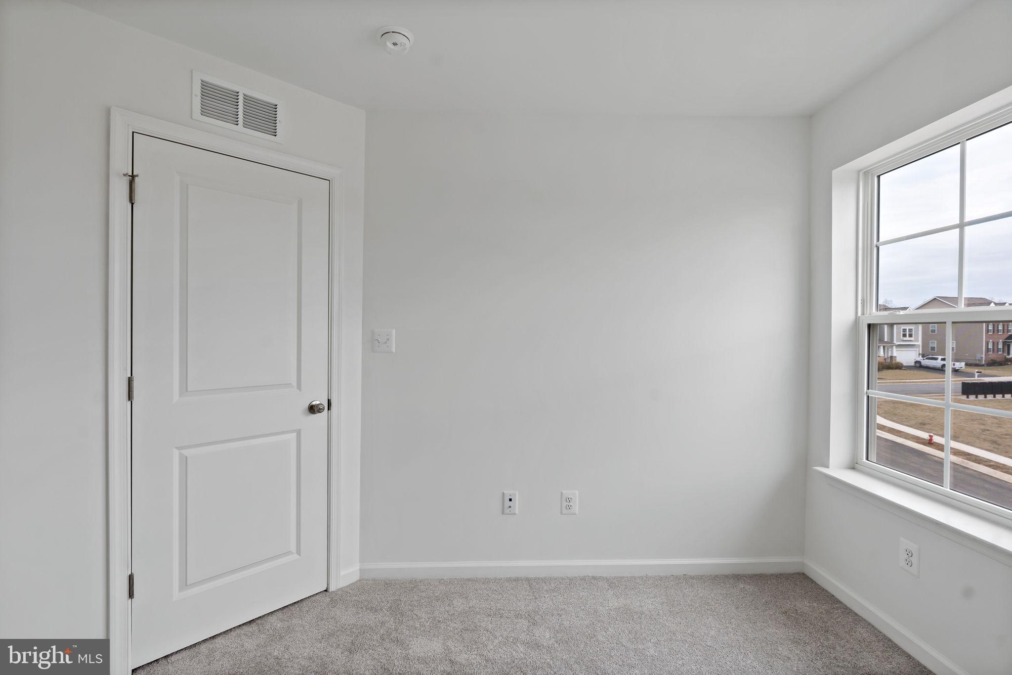 MARTINSBURG STATION - Residential