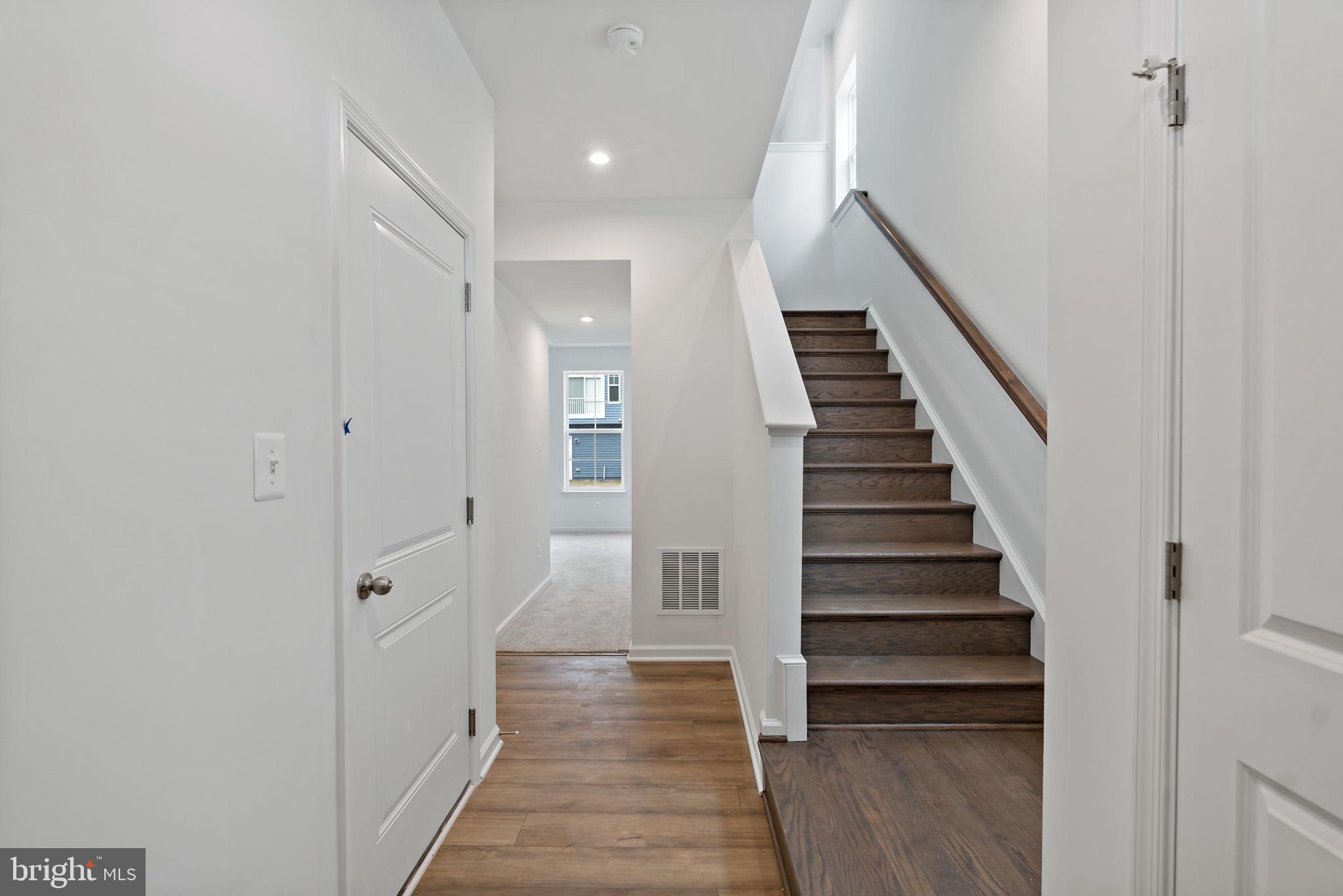 MARTINSBURG STATION - Residential