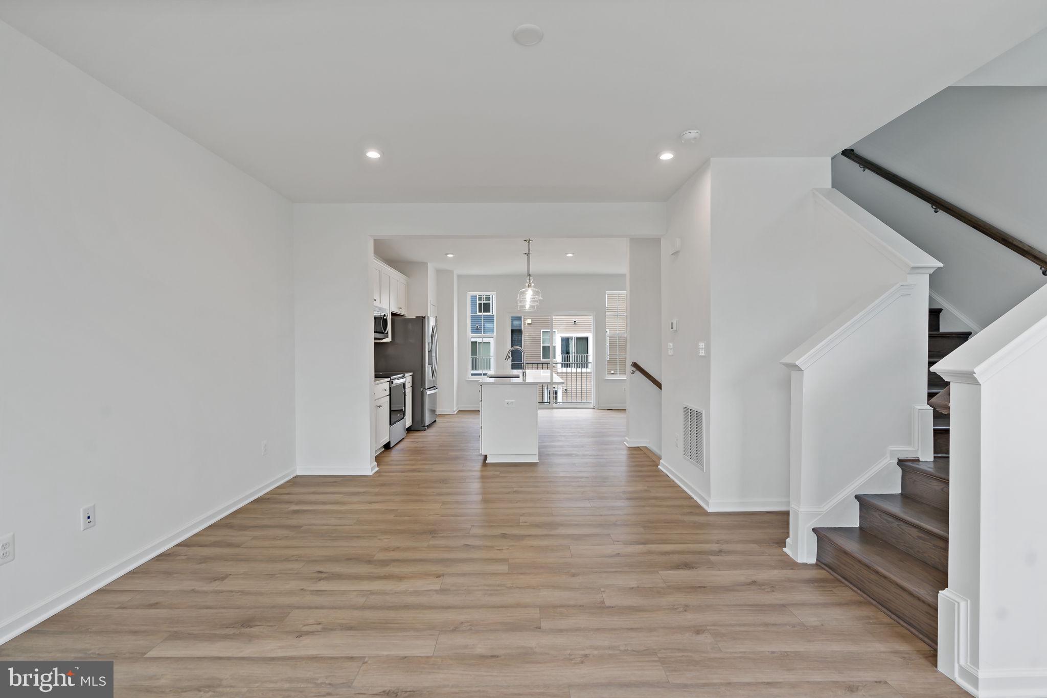 MARTINSBURG STATION - Residential