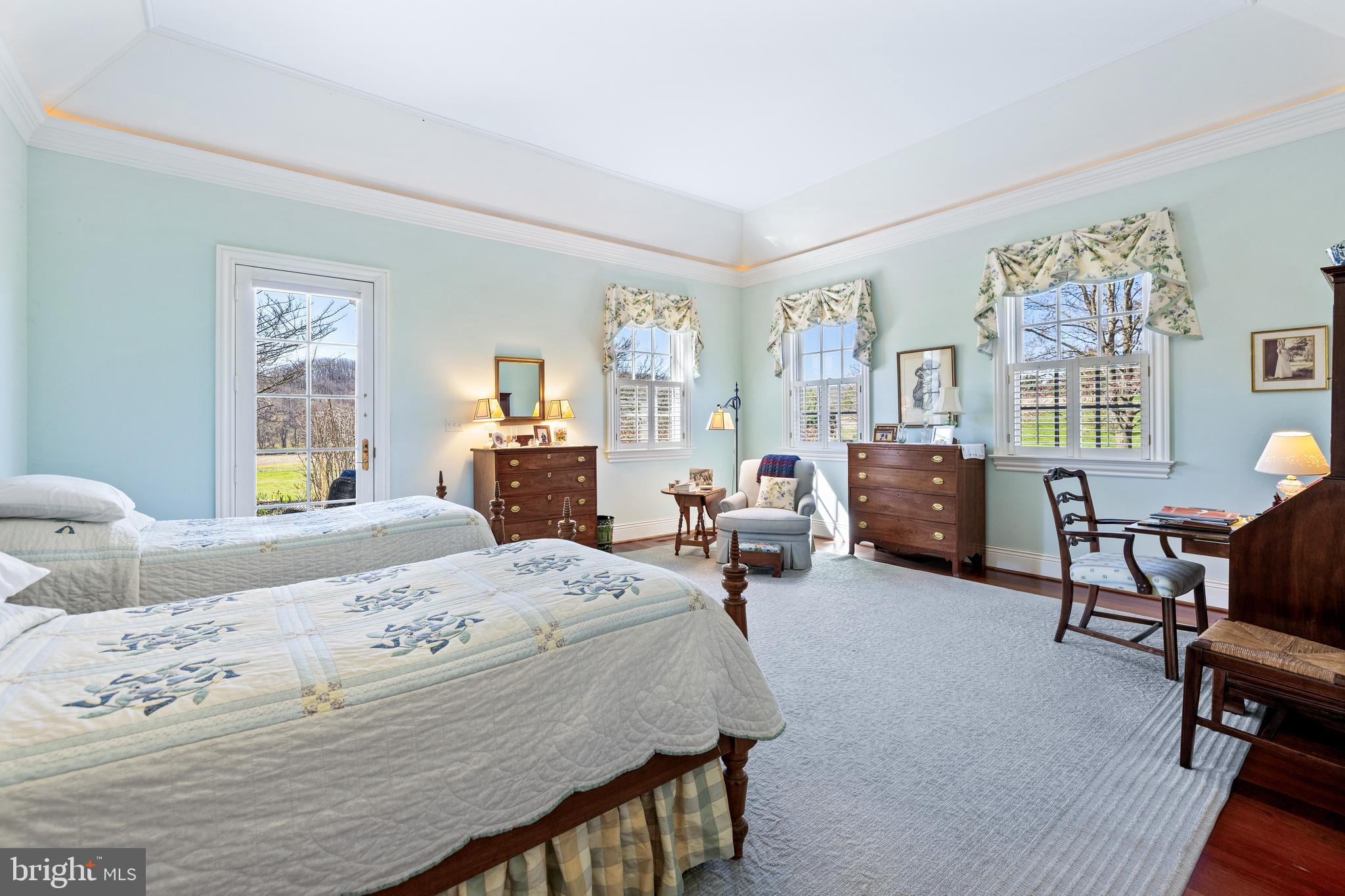 GREENSPRING VALLEY - Residential