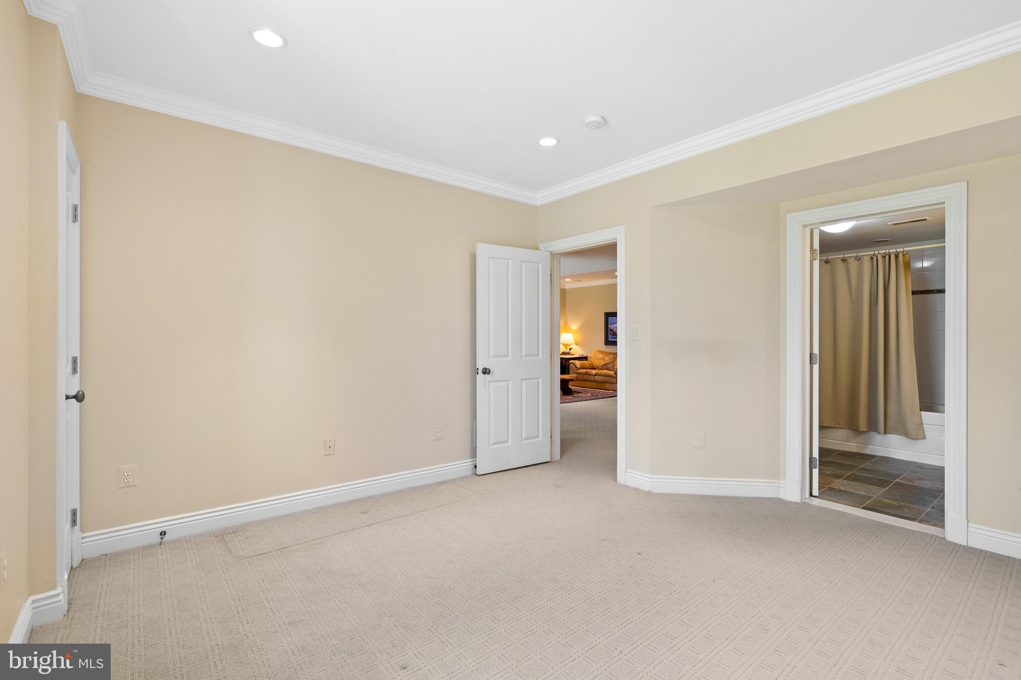 GREENSPRING VALLEY - Residential