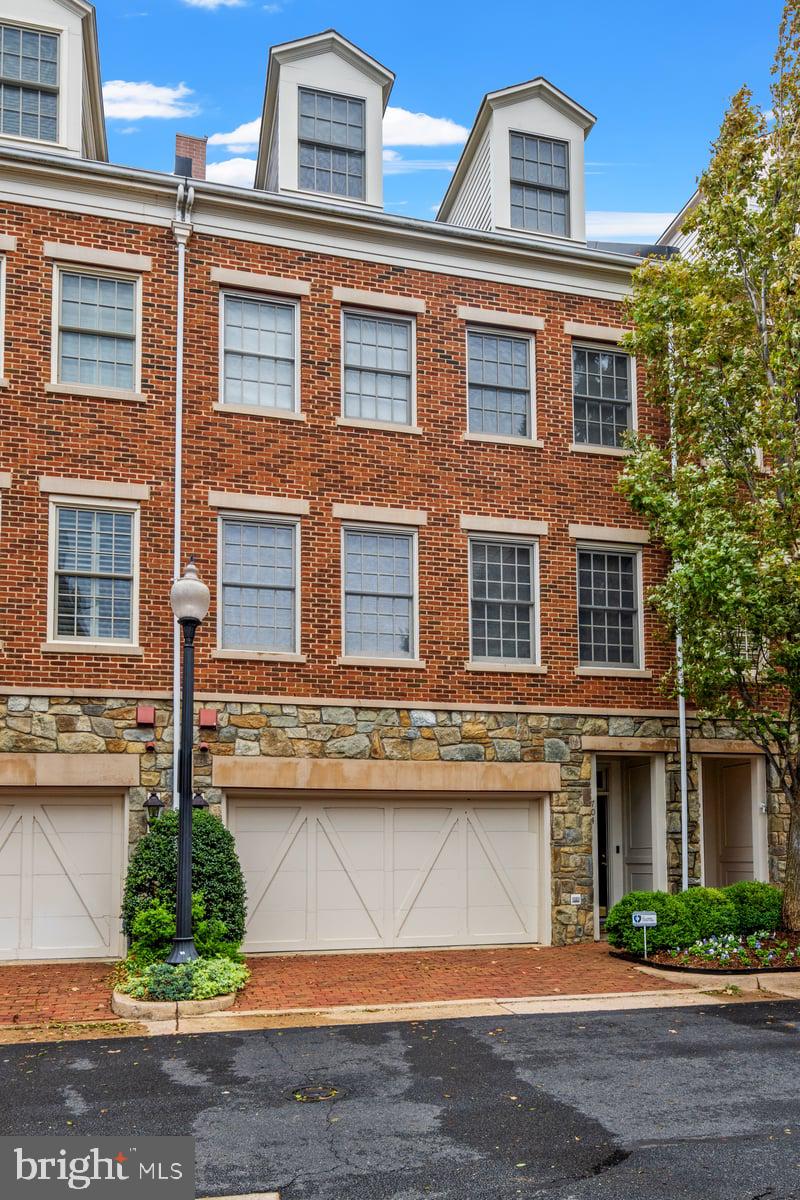 FORDS LANDING - Residential