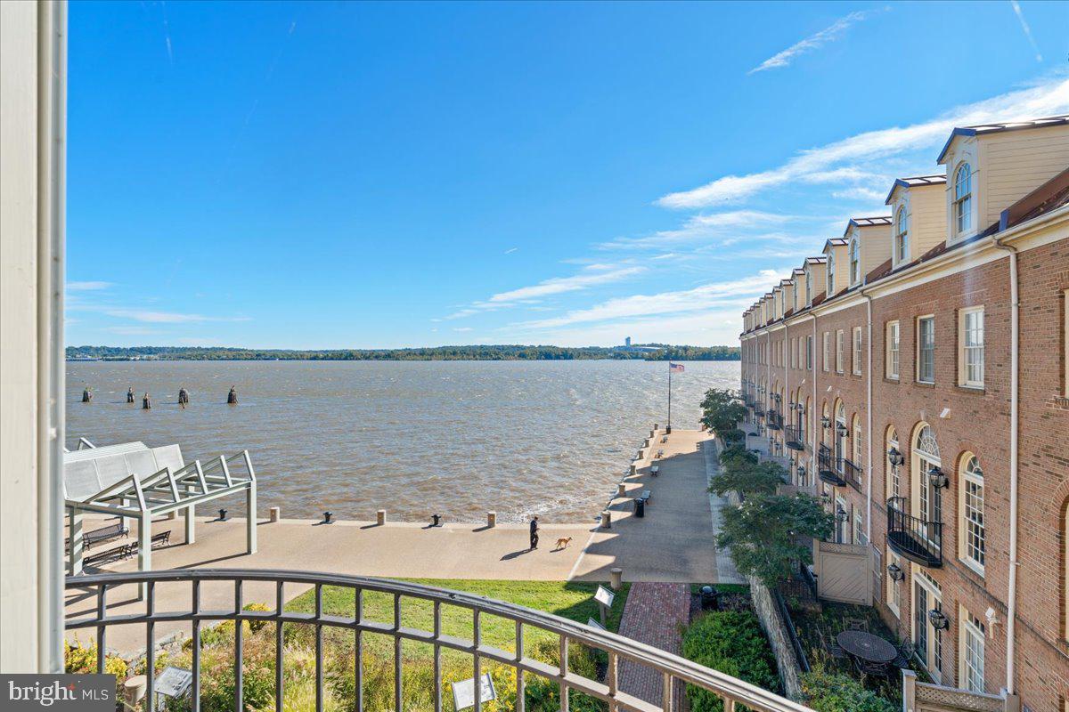 FORDS LANDING - Residential