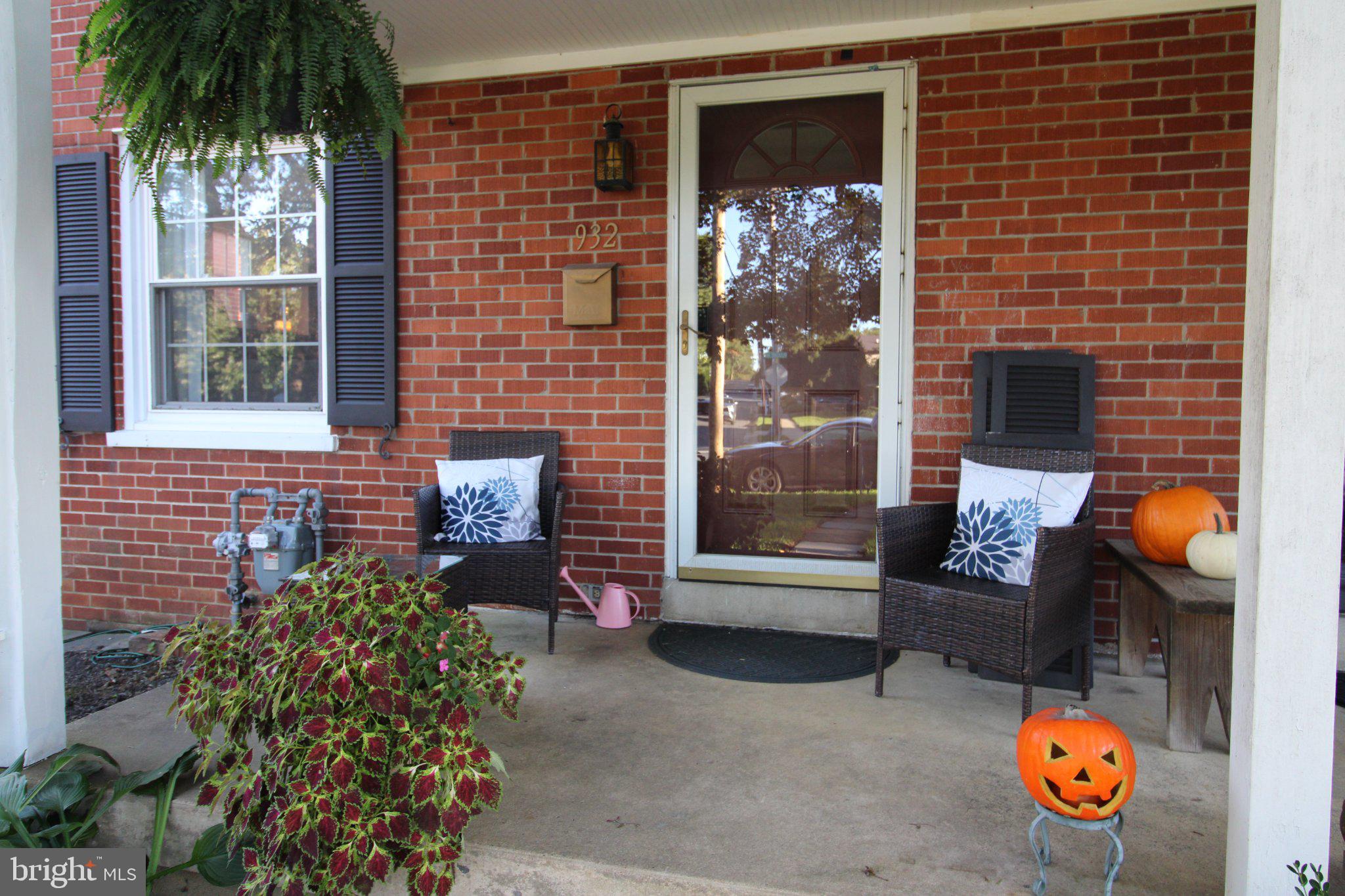 932 PLEASURE ROAD
