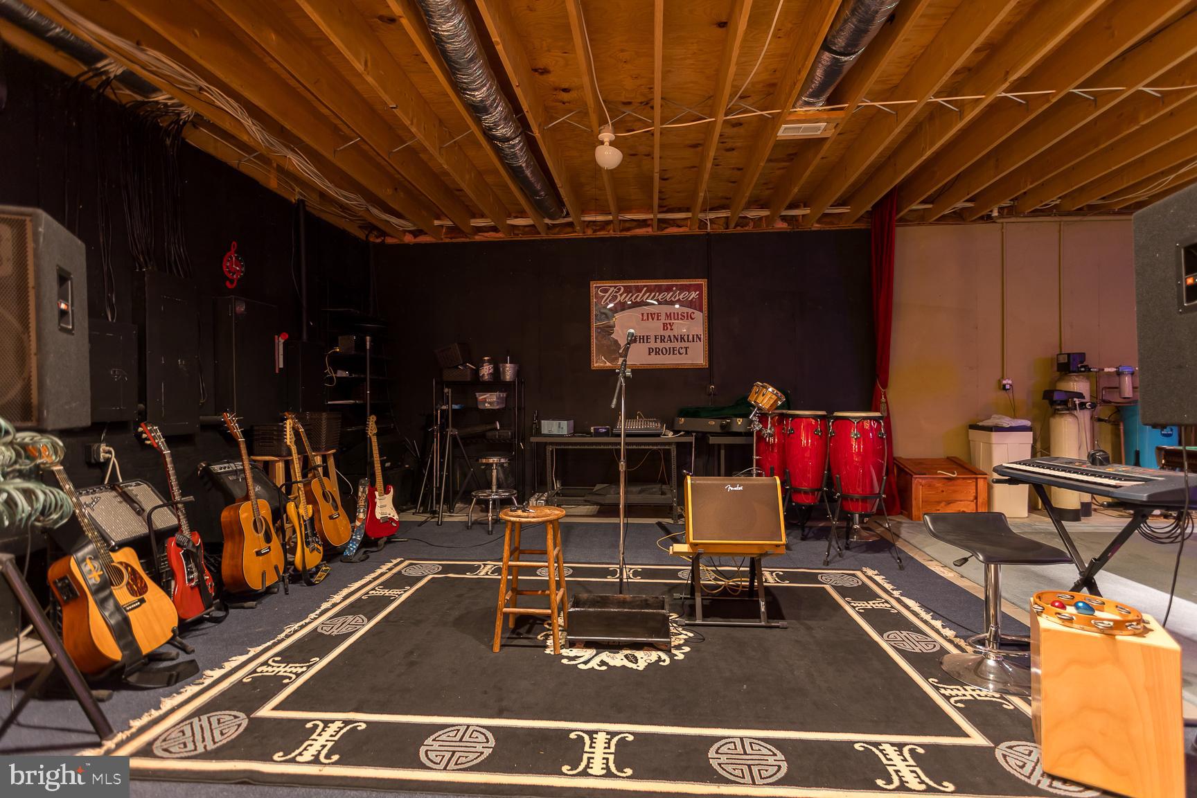 OAKMONT - Residential