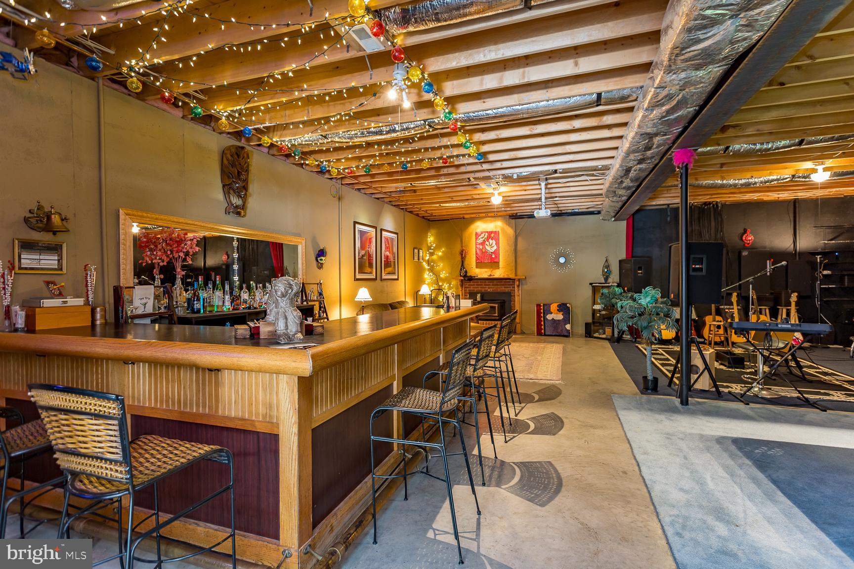 OAKMONT - Residential