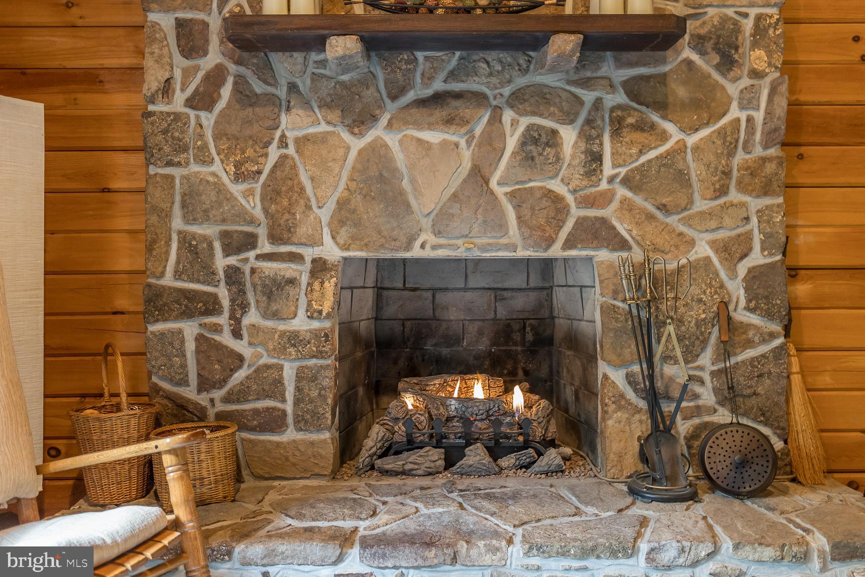 OAKMONT - Residential