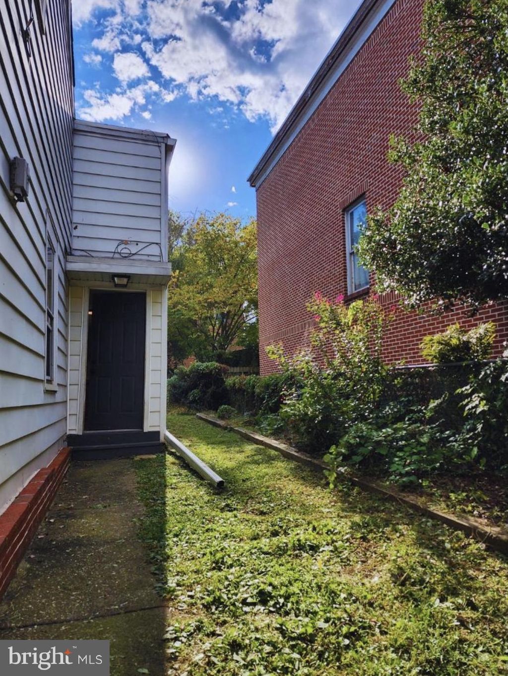 Photo of 622 Showers Street, HARRISBURG, PA 17104 (MLS # PADA2053080)
