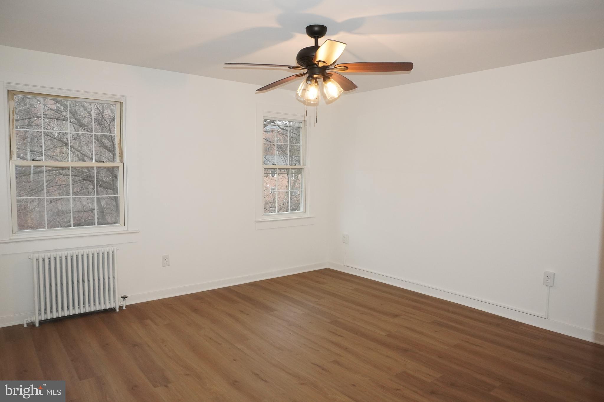 FREDERICK COURTS - Residential