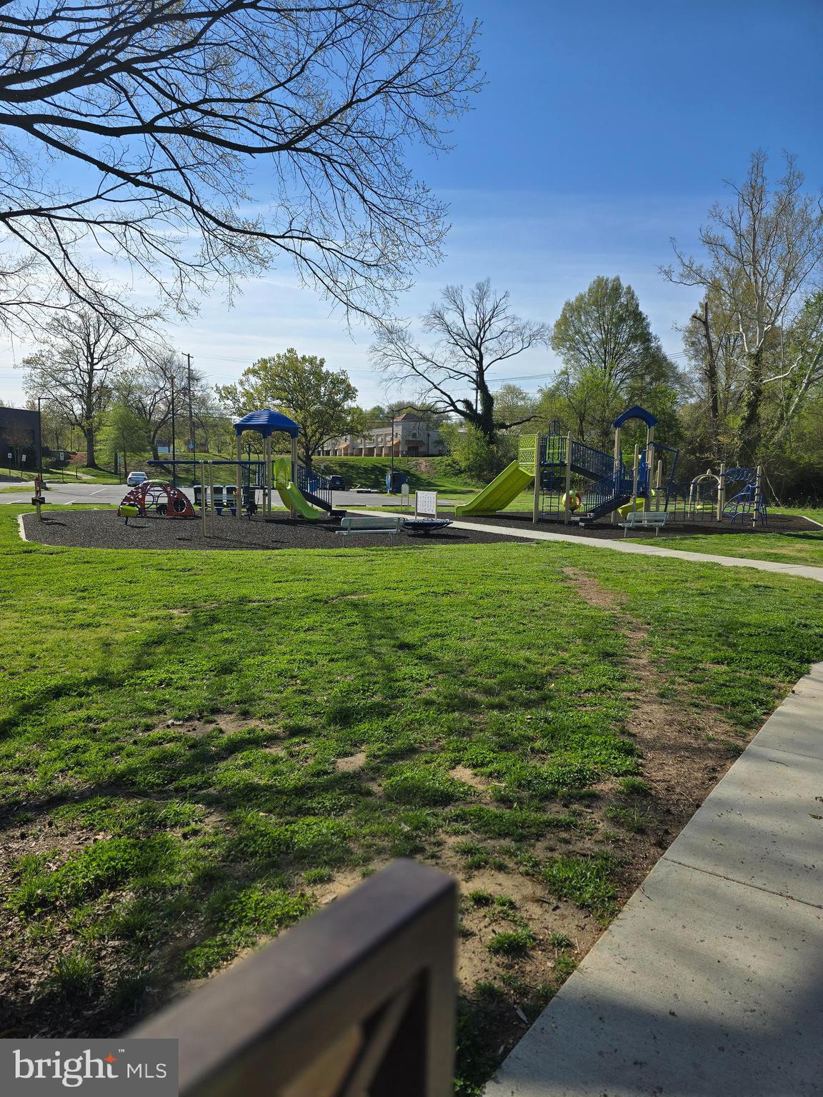 PALMER PARK - Residential