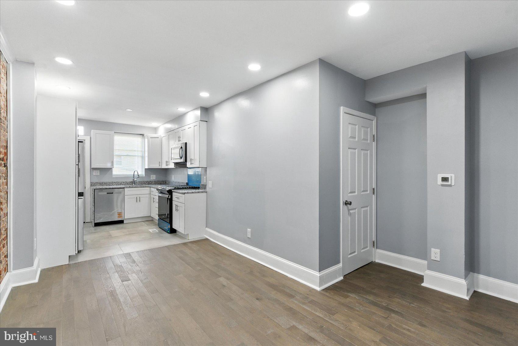 BARCLAY - Residential