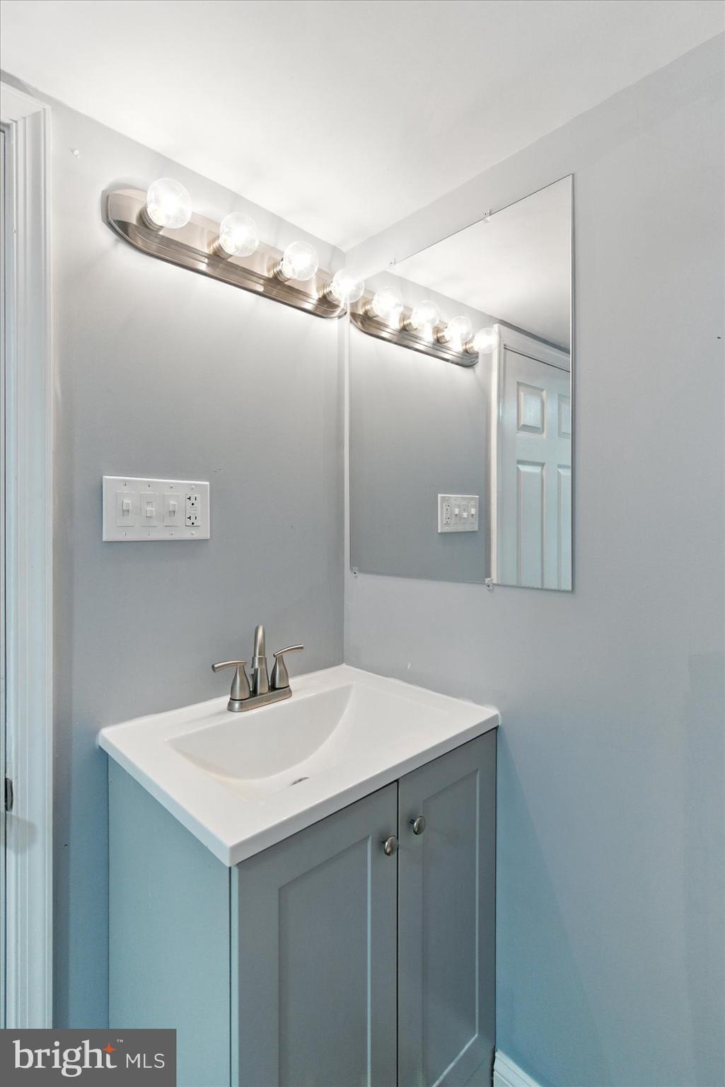 BARCLAY - Residential