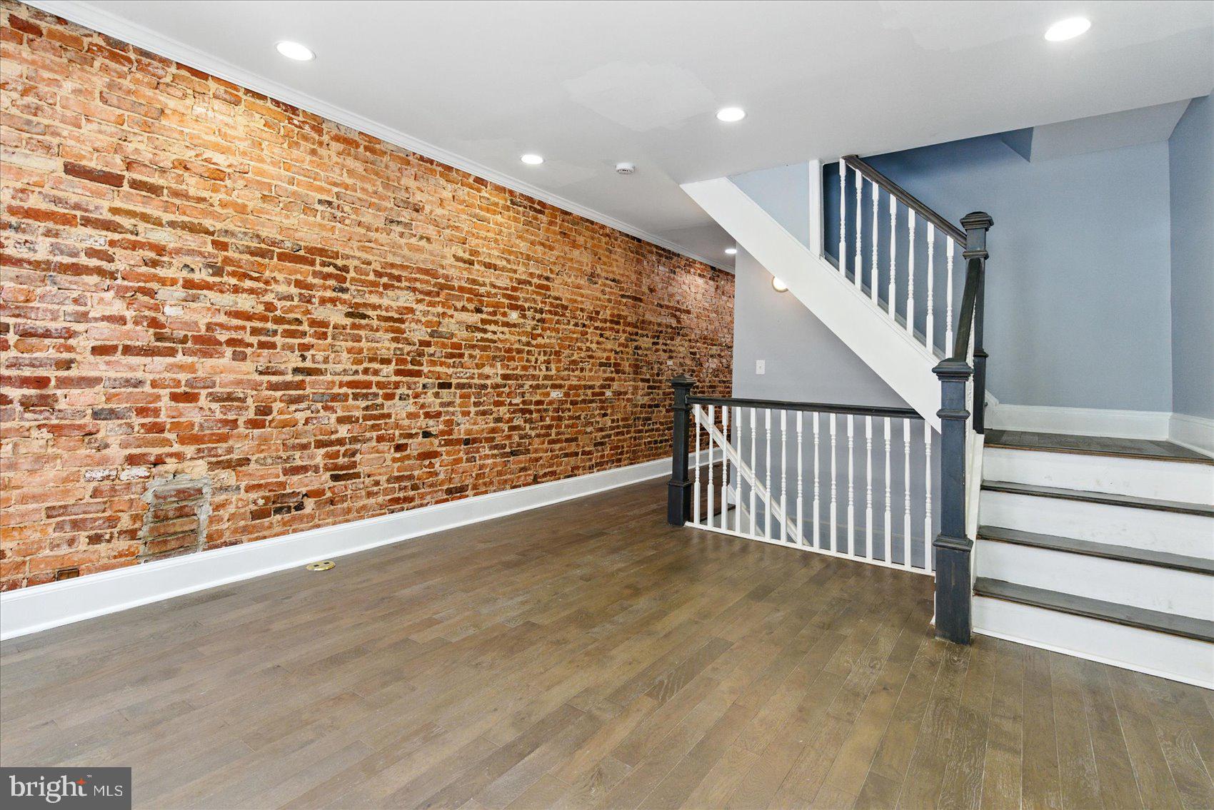 BARCLAY - Residential