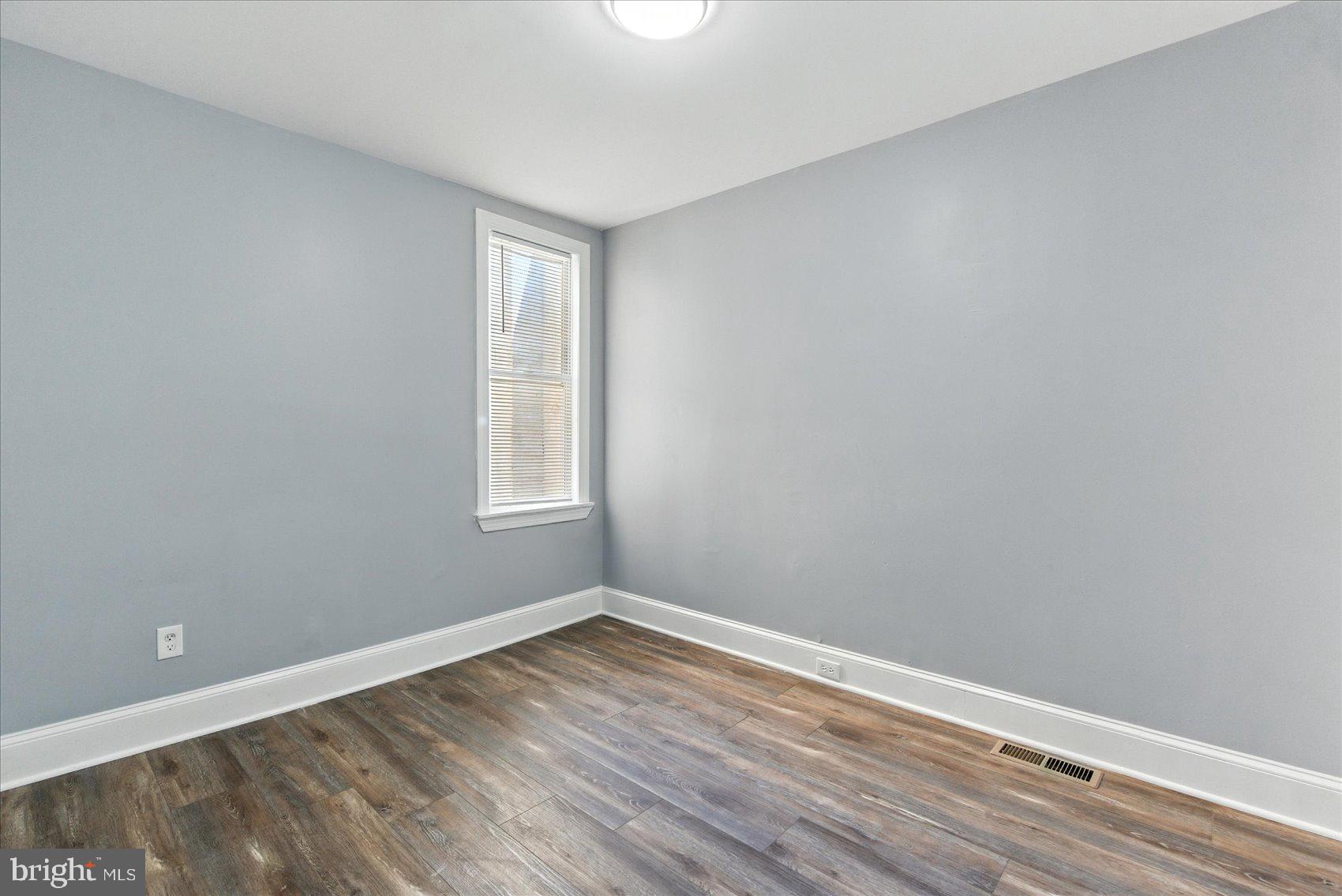BARCLAY - Residential