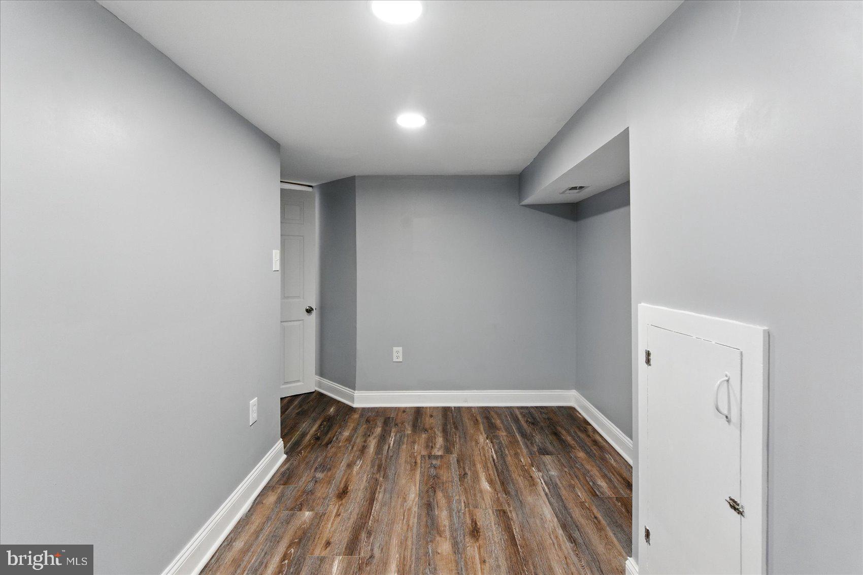 BARCLAY - Residential