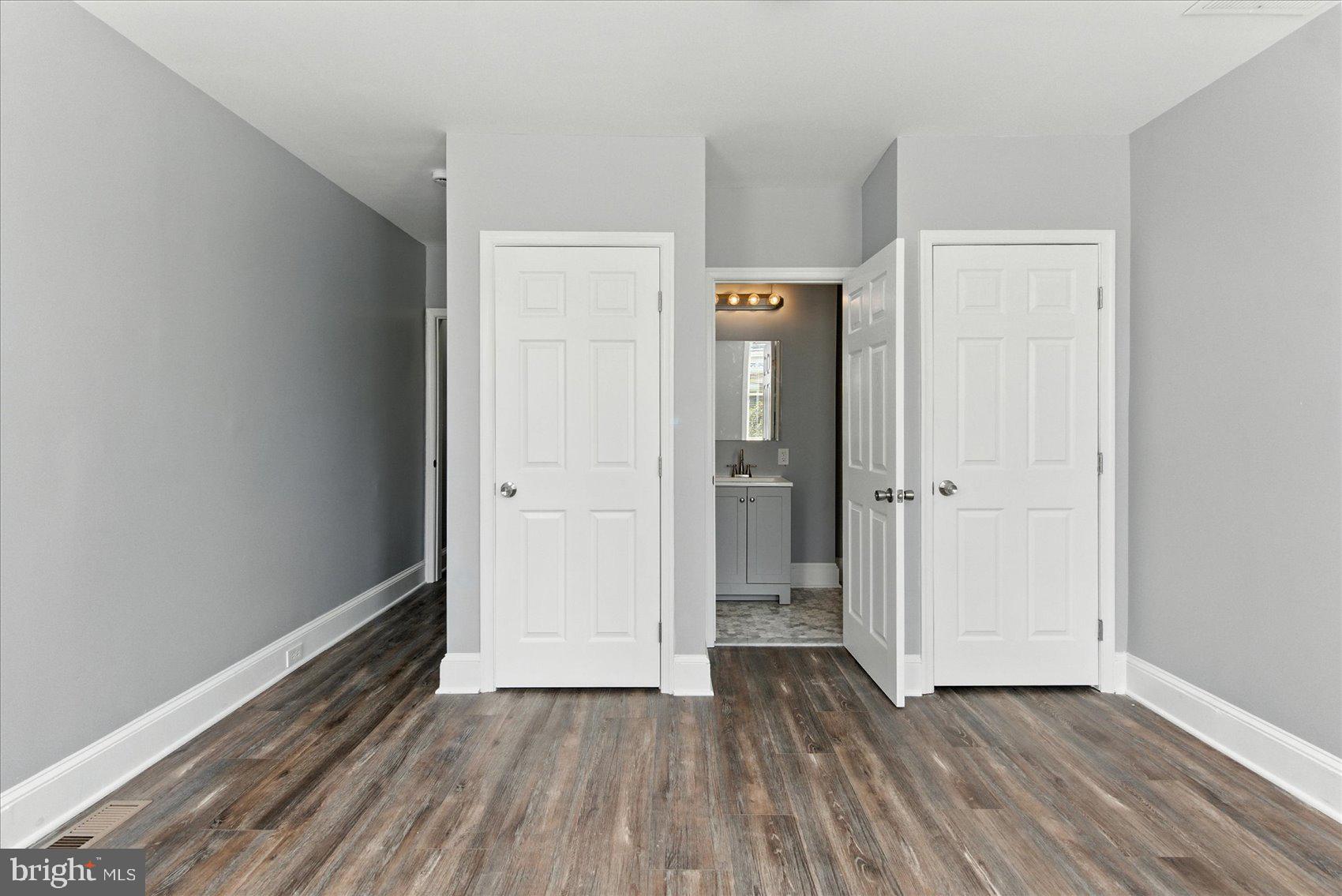 BARCLAY - Residential