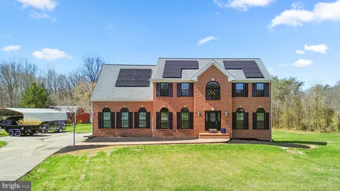 8601 Paps Parkway, La Plata, MD MLS: MDCH2041726