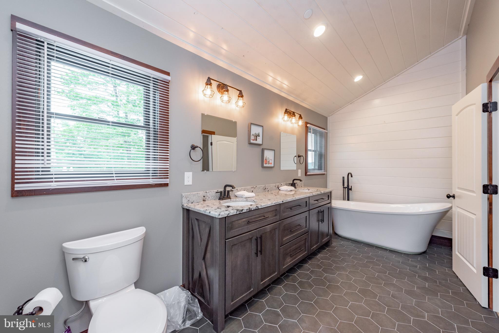 STILWATER - Residential