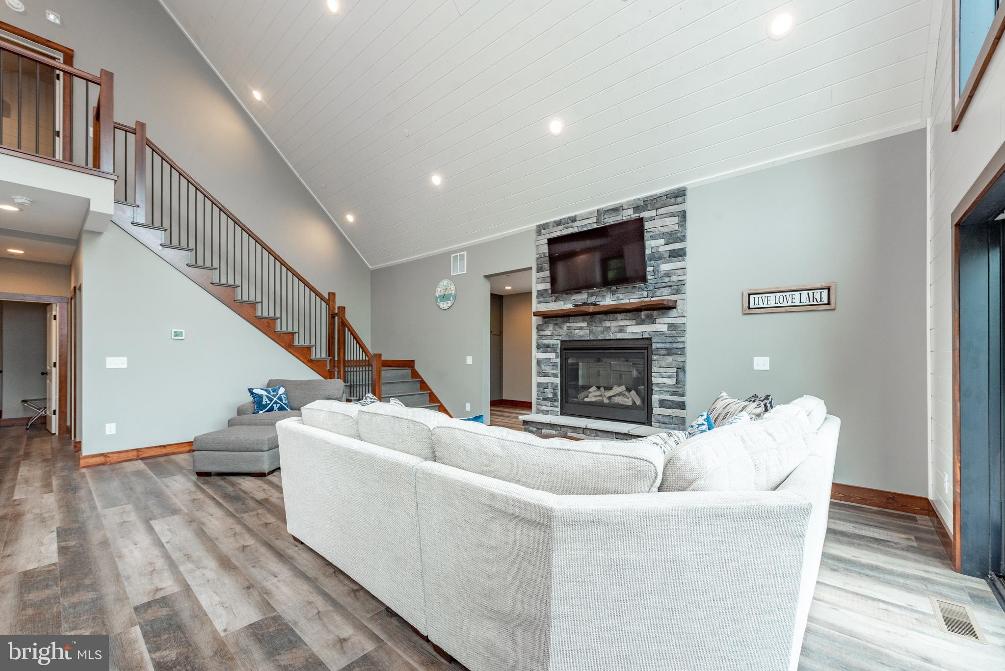 STILWATER - Residential