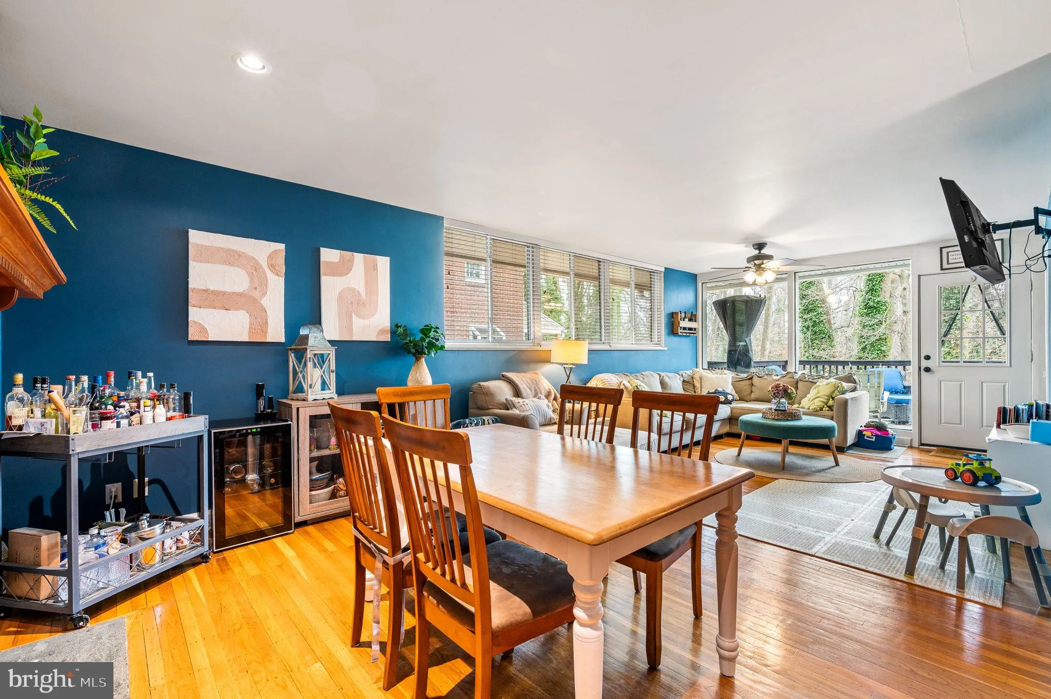 Drexel Hill, Pennsylvania 19026, United States, 2 Bedrooms Bedrooms, ,2 BathroomsBathrooms,Residential,Pending,10689