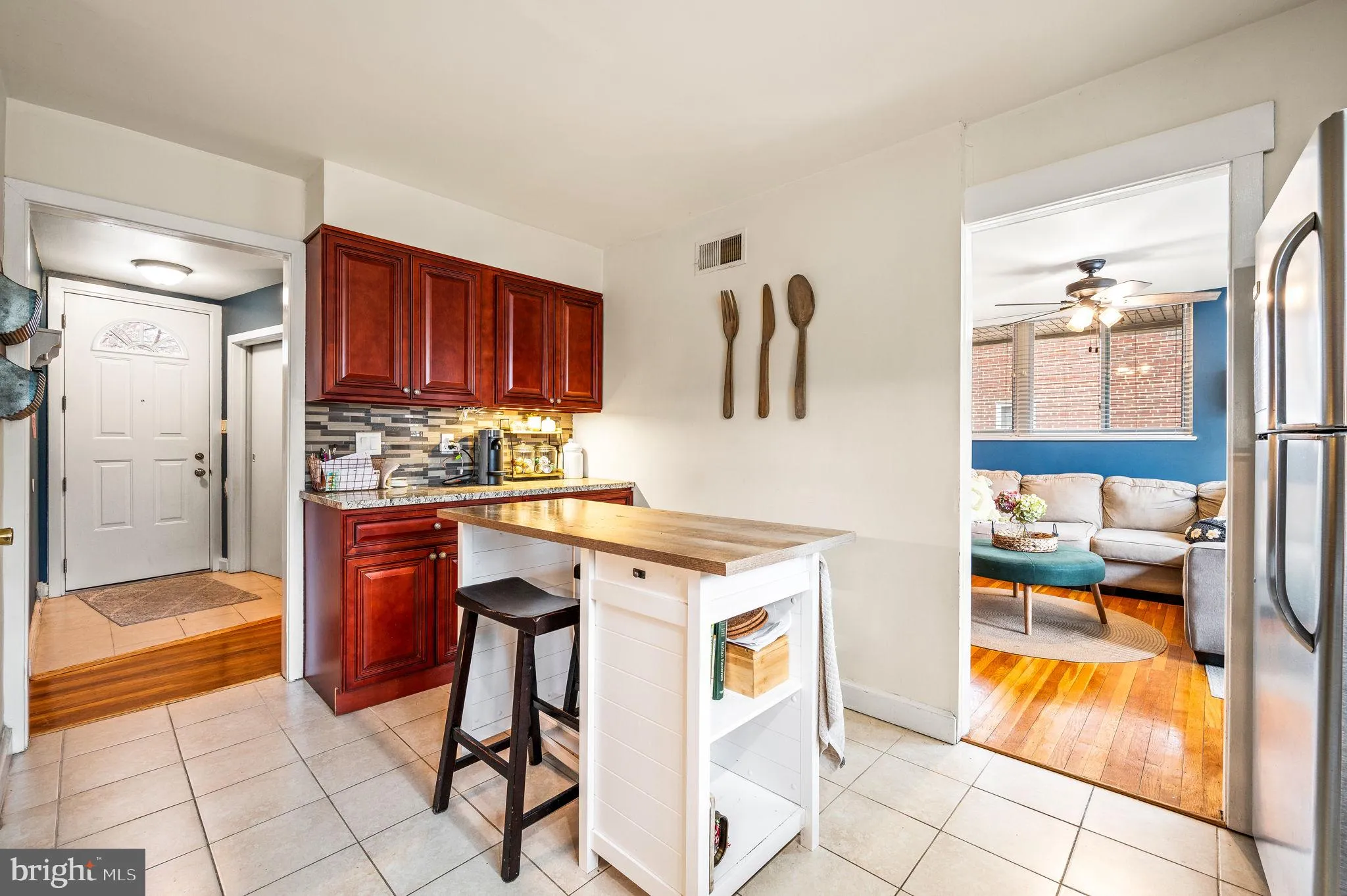 Drexel Hill, Pennsylvania 19026, United States, 2 Bedrooms Bedrooms, ,2 BathroomsBathrooms,Residential,Pending,10689