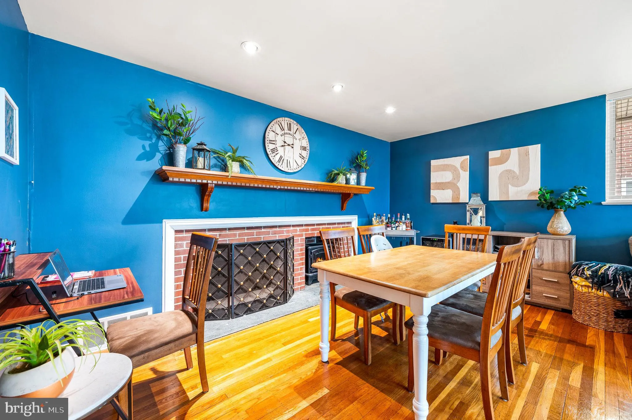 Drexel Hill, Pennsylvania 19026, United States, 2 Bedrooms Bedrooms, ,2 BathroomsBathrooms,Residential,Pending,10689