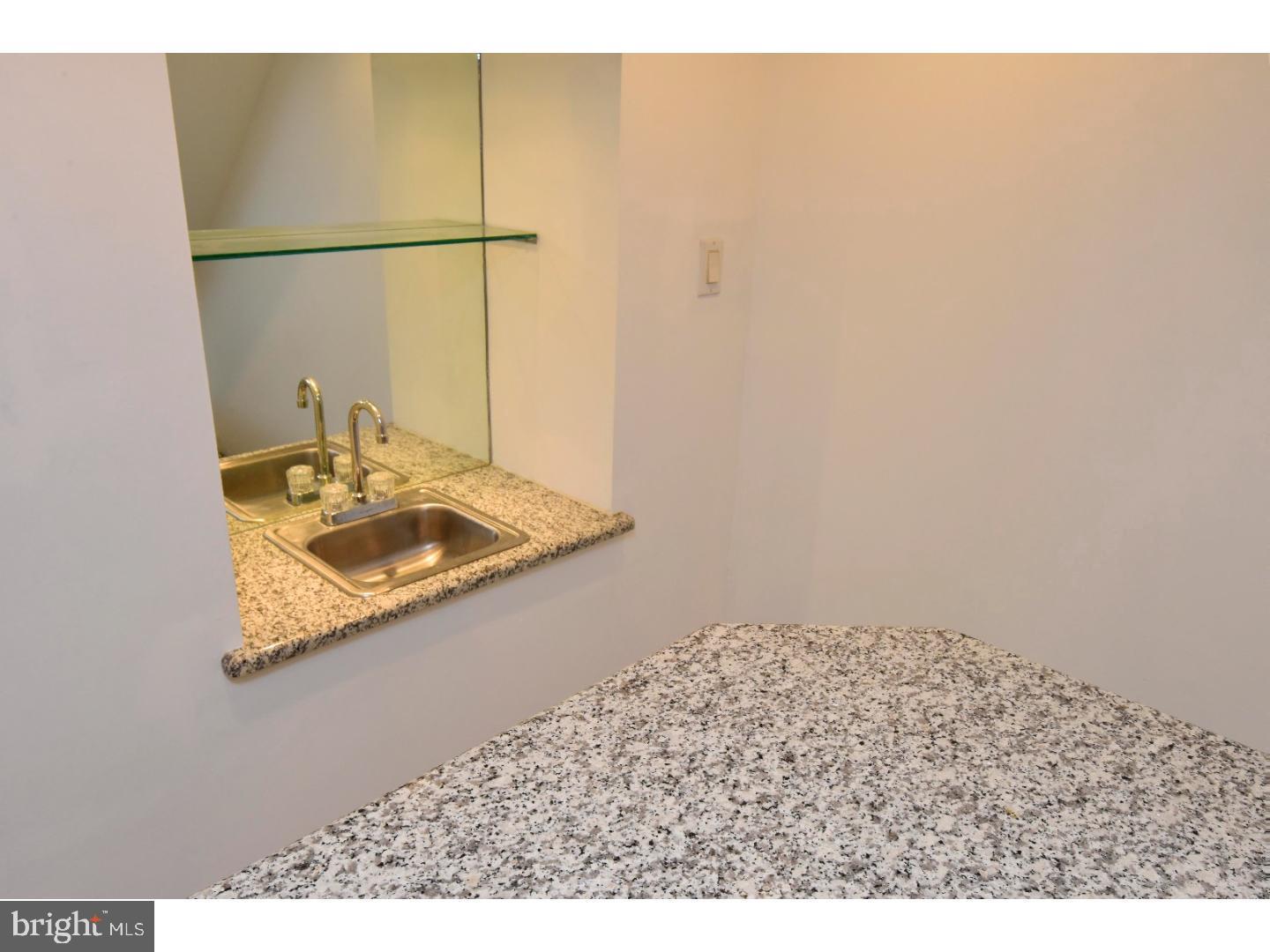 LOWER MOYAMENSING - Residential