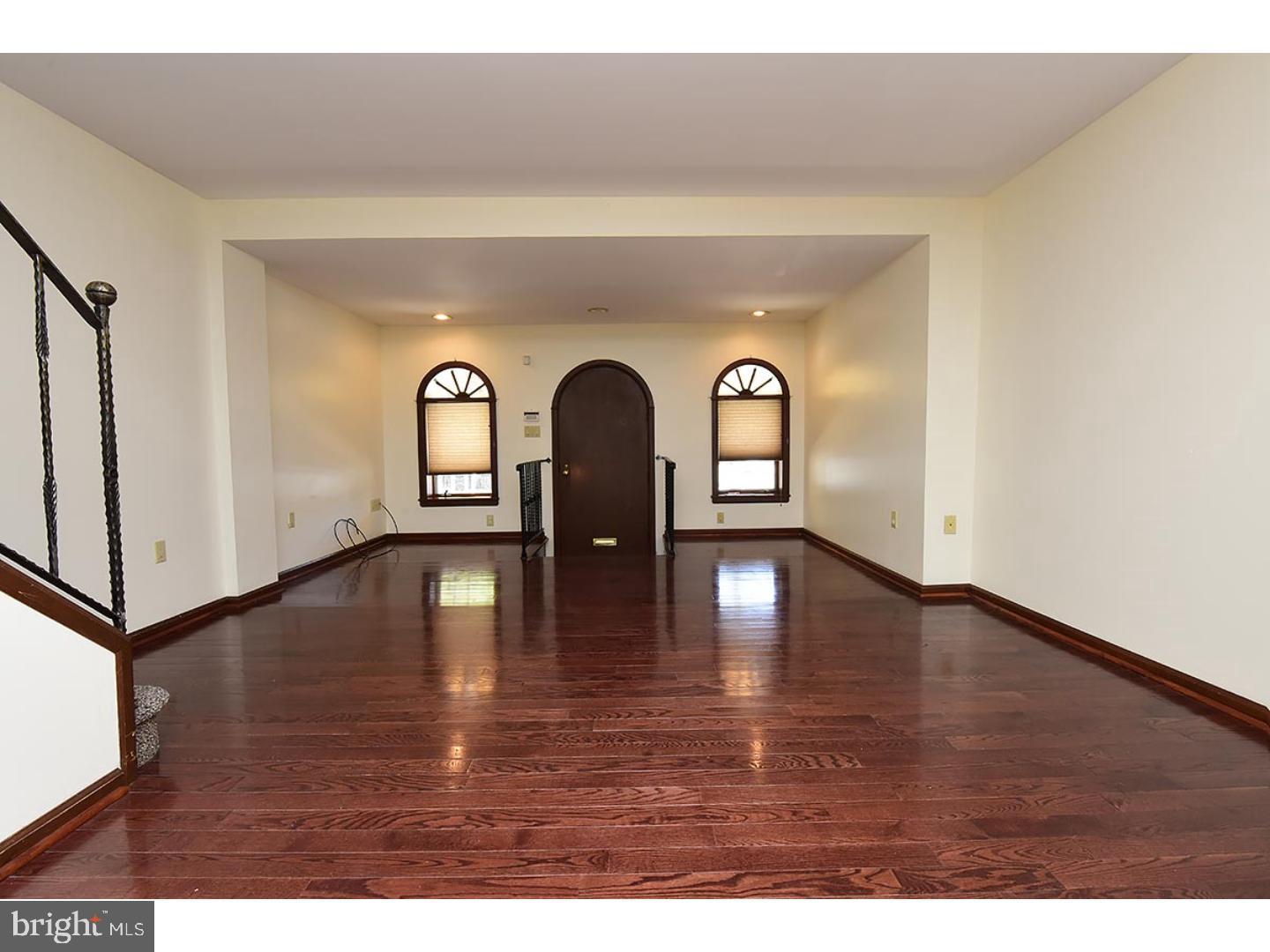 LOWER MOYAMENSING - Residential