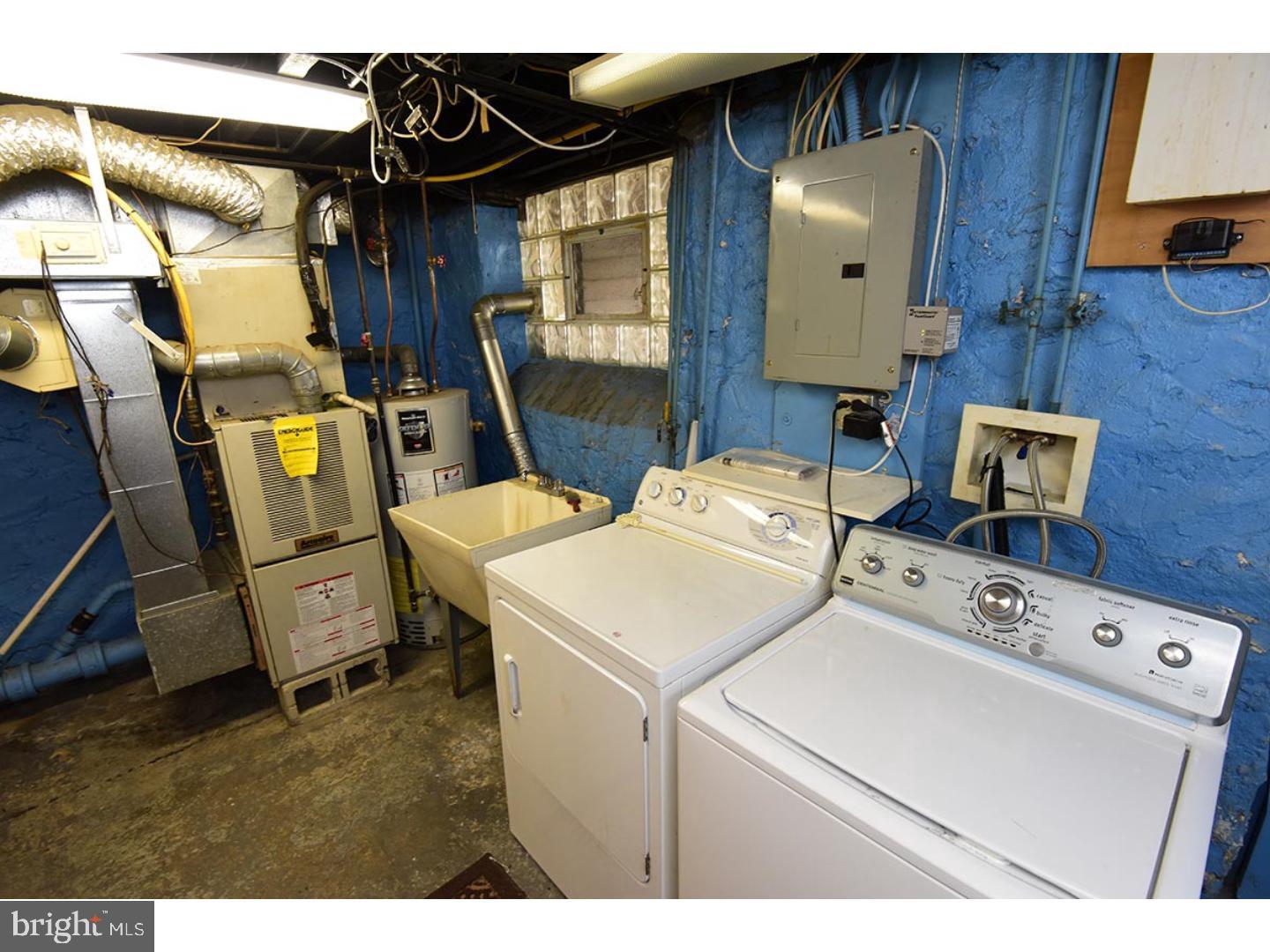 LOWER MOYAMENSING - Residential