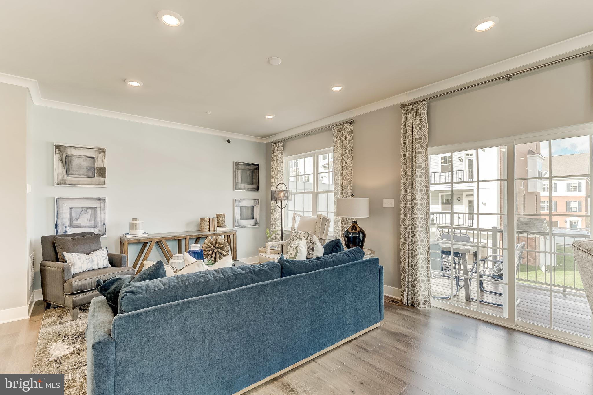 BLUE STREAM - Residential