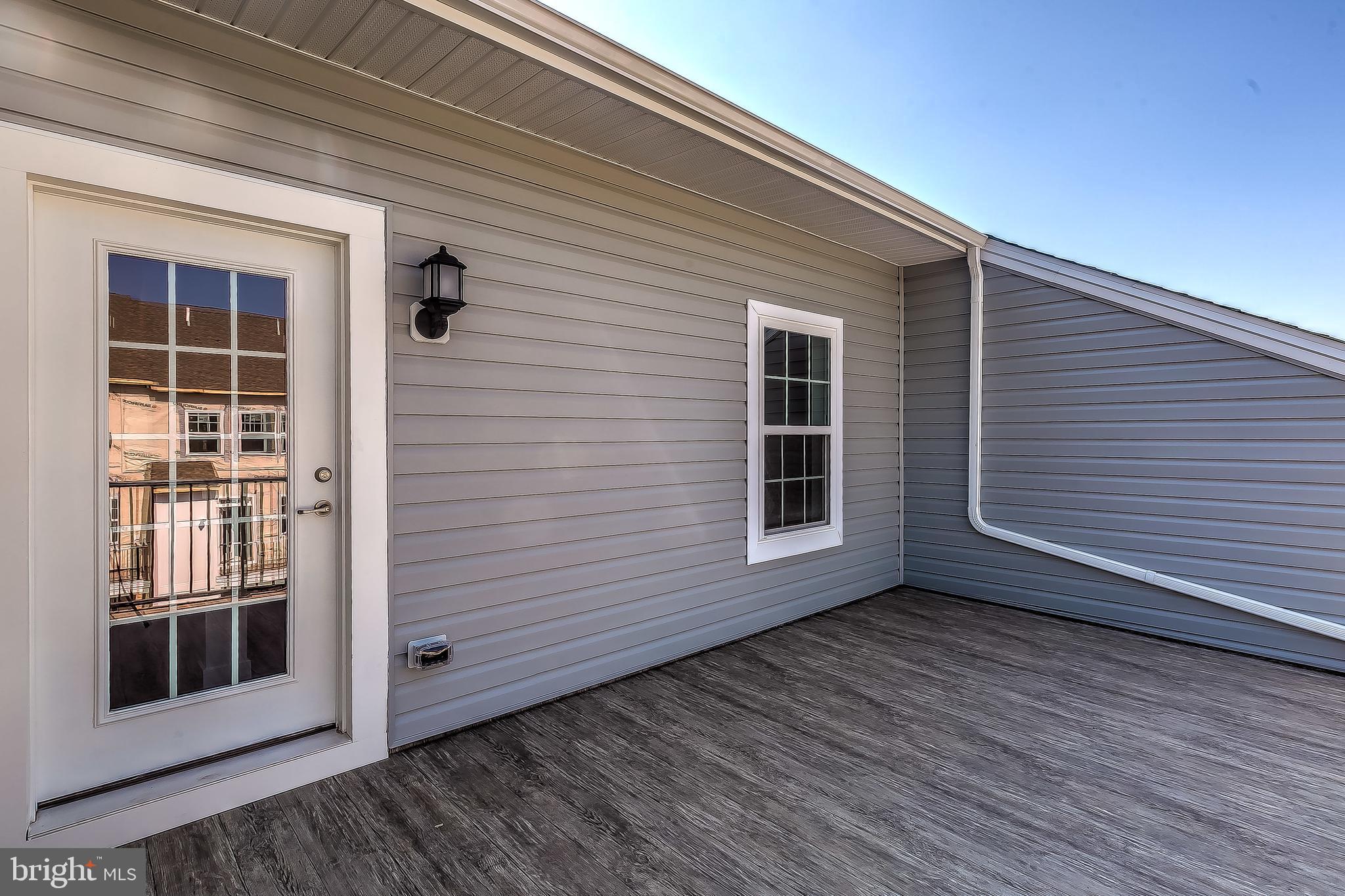 BLUE STREAM - Residential