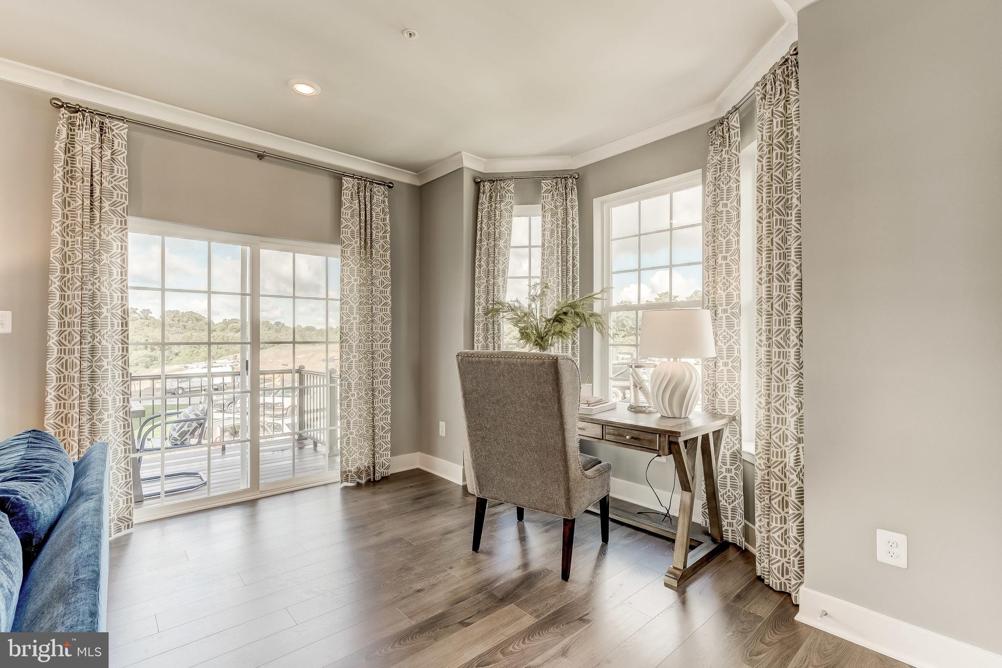 BLUE STREAM - Residential