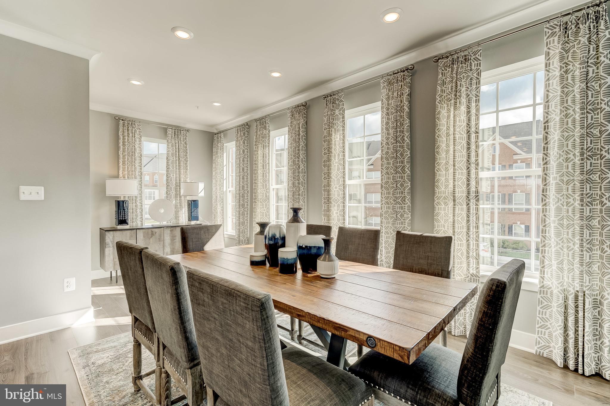 BLUE STREAM - Residential