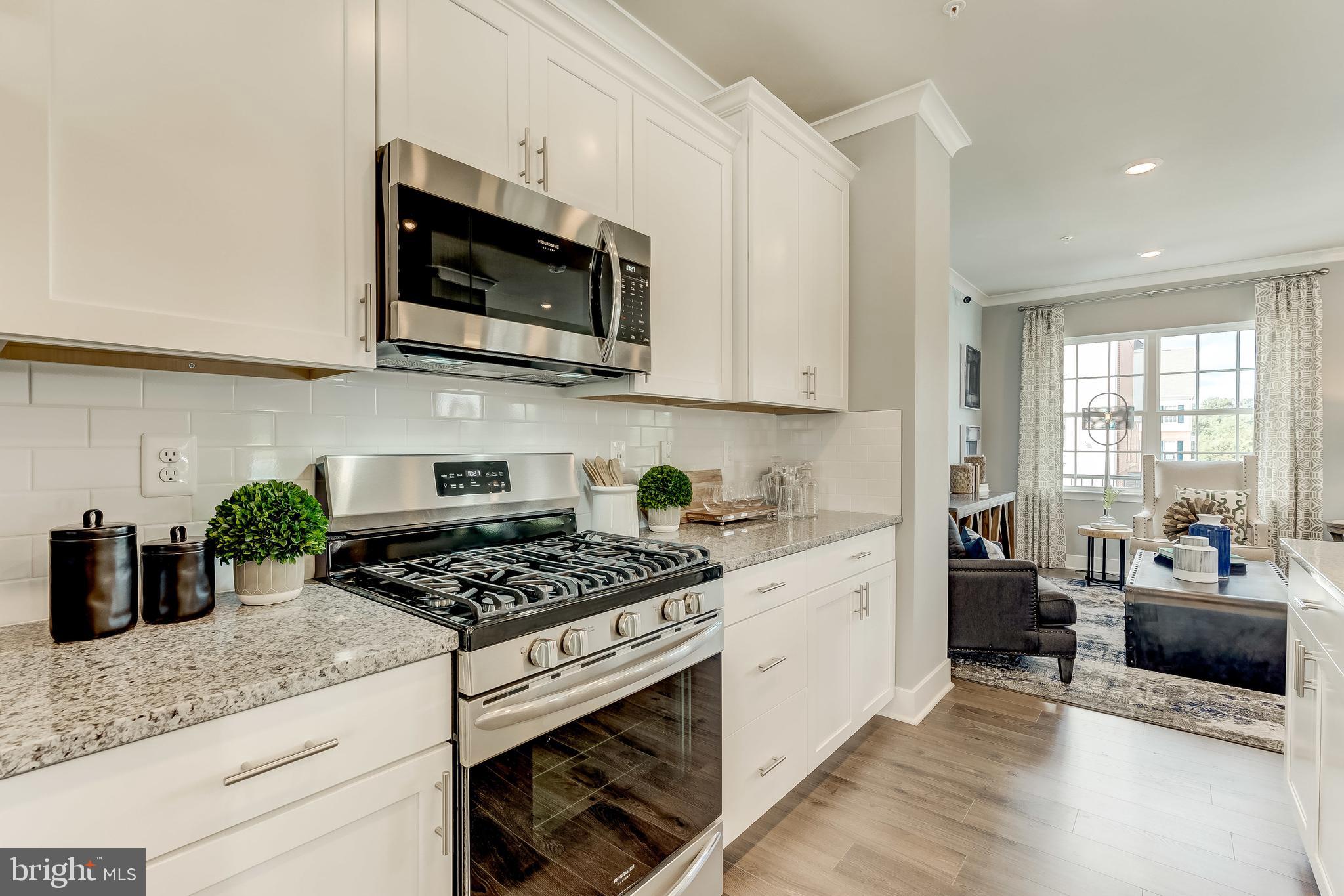 BLUE STREAM - Residential