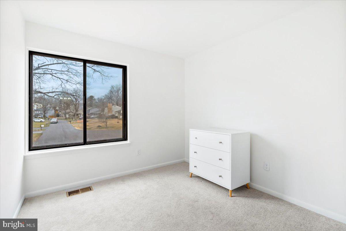 DISCOVERY - Residential