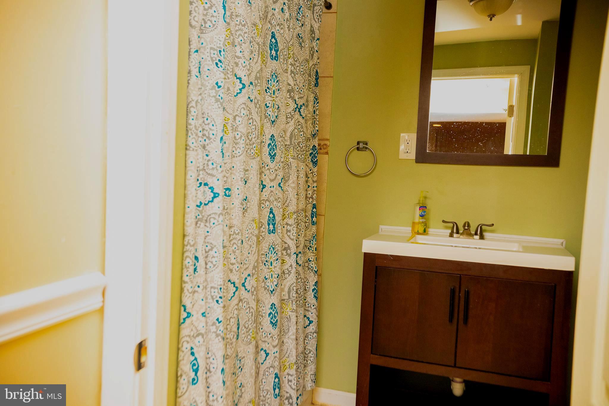 ROSEDALE - Residential