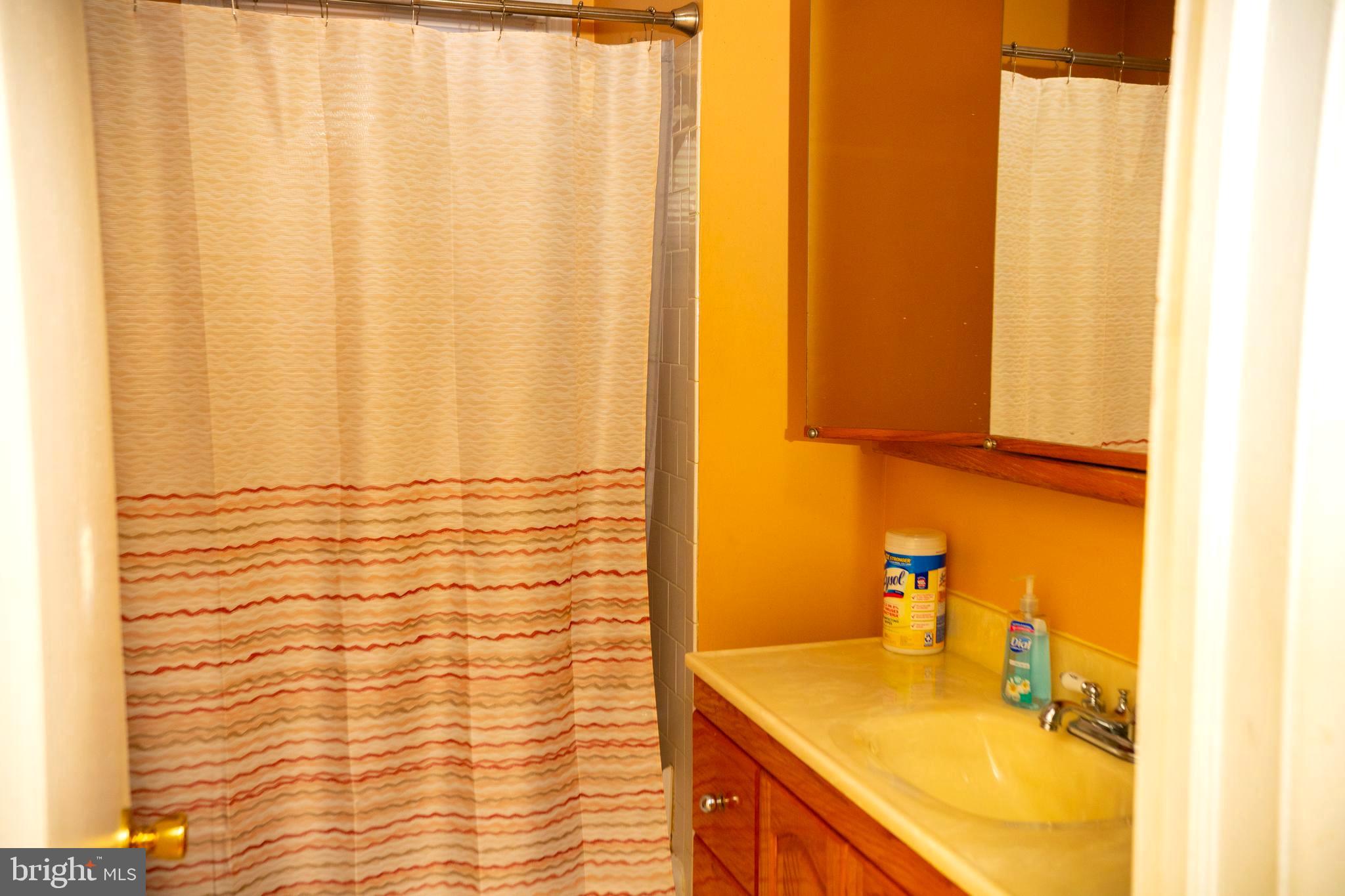 ROSEDALE - Residential