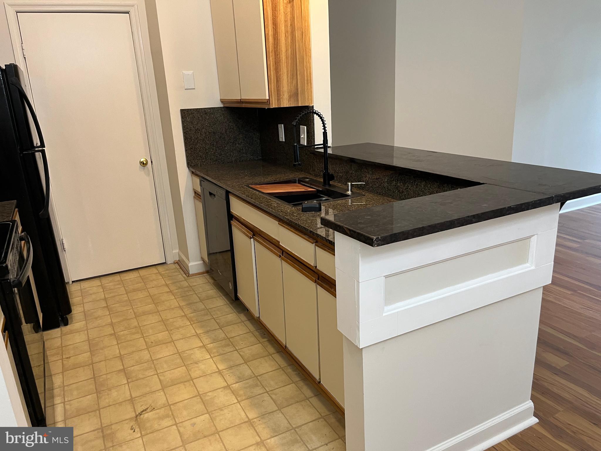 THE VINEYARDS CODM - Residential Lease