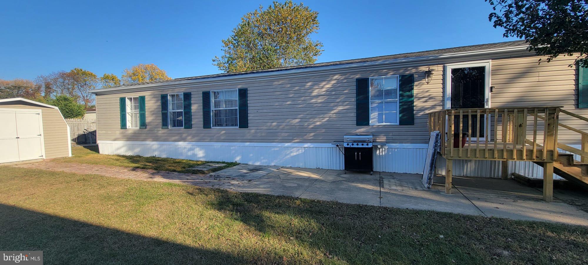 2102 MEREDITH WAY 550