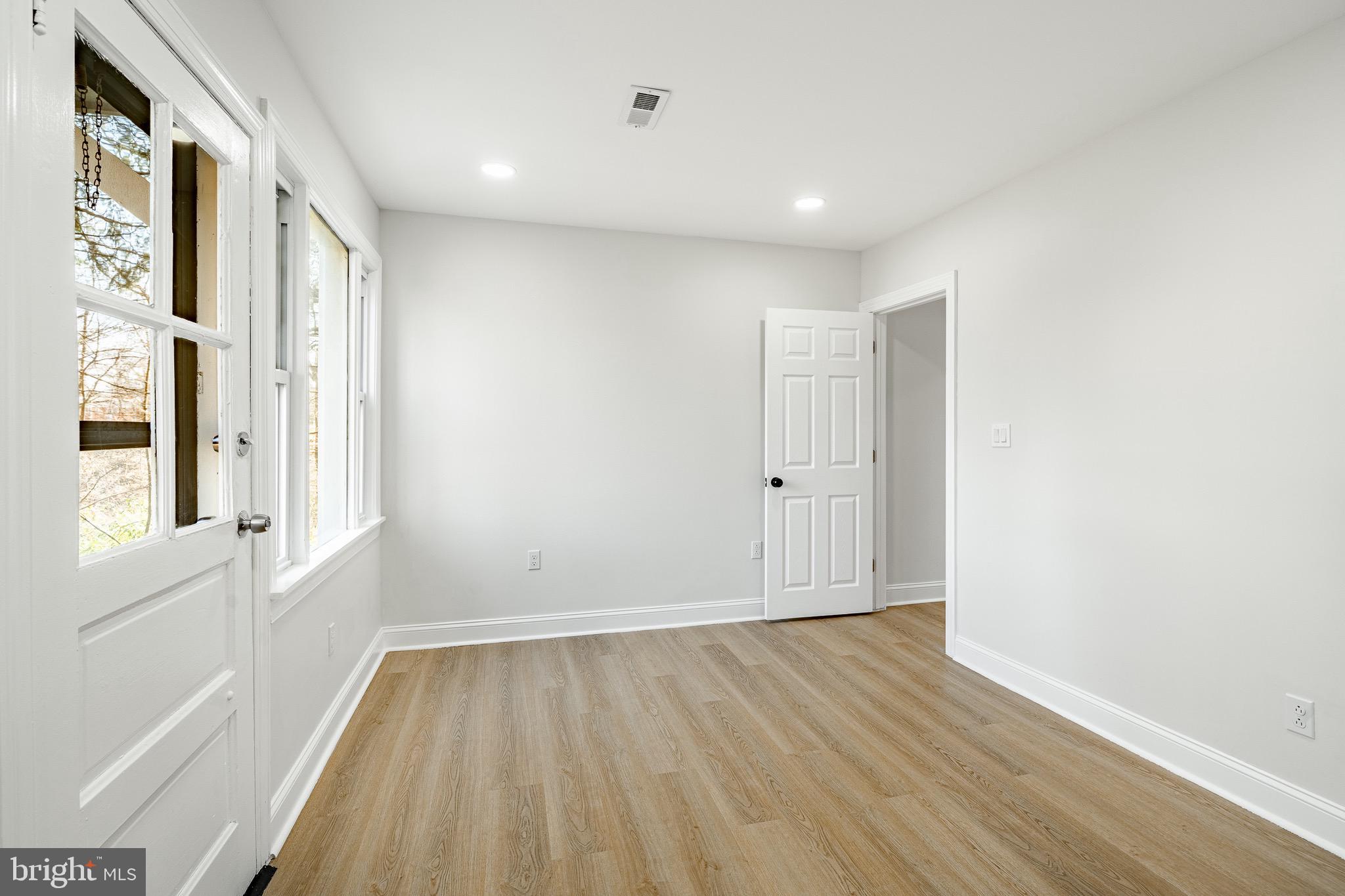 RIDLEY PARK - Residential