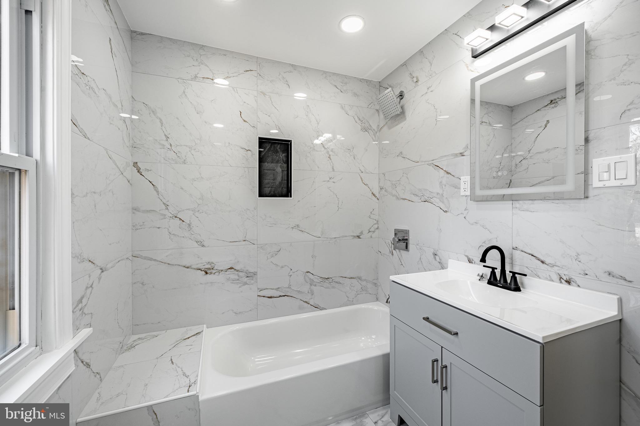 RIDLEY PARK - Residential