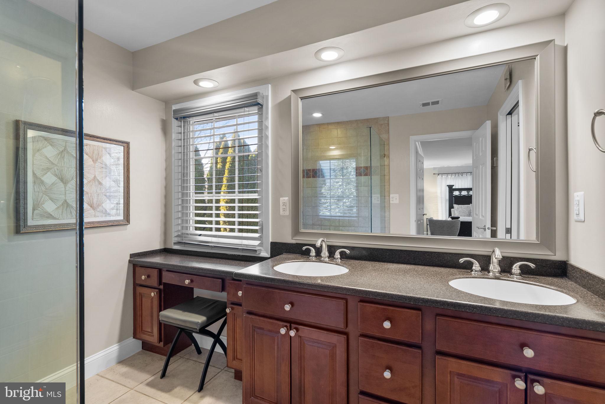 BRIDGEWATER - Residential