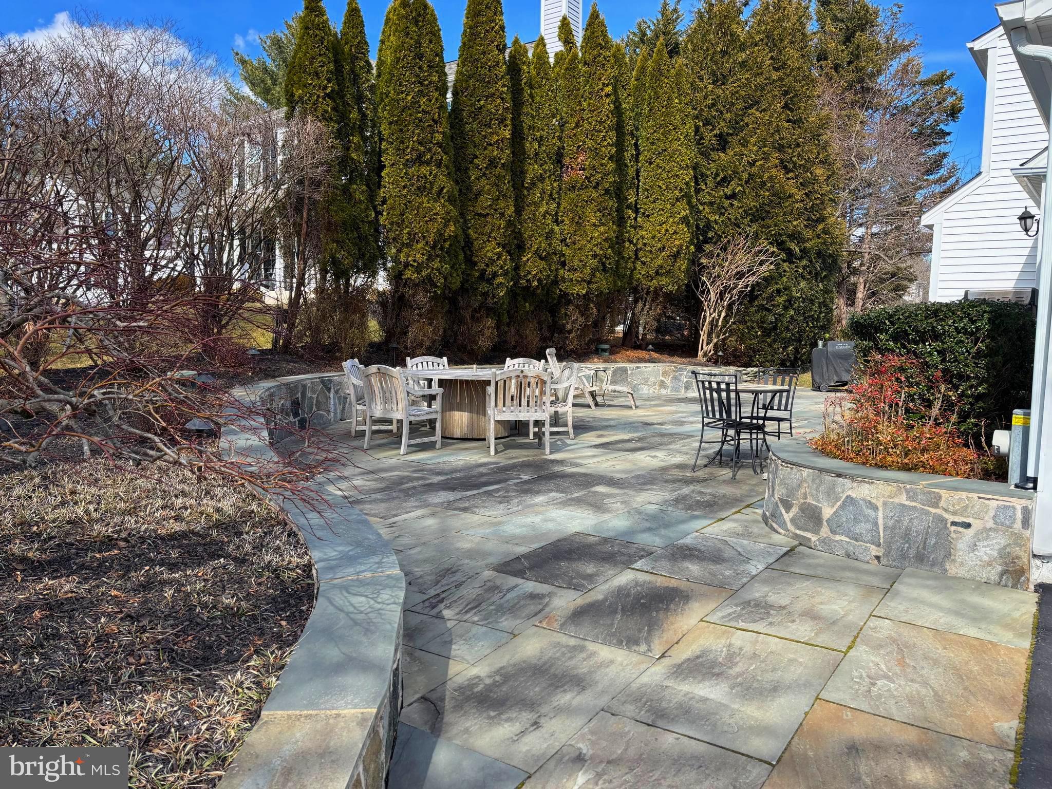 BRIDGEWATER - Residential